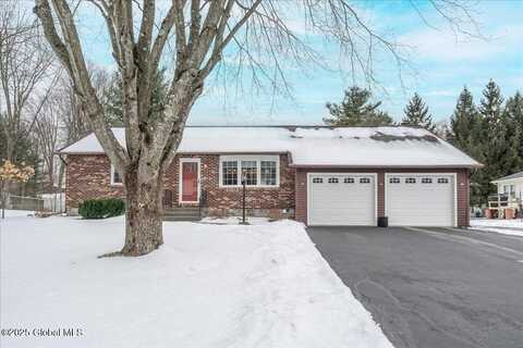 811 Huntingdon Drive, Niskayuna, NY 12309