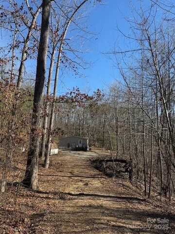 127 Round Top Road, Mill Spring, NC 28756