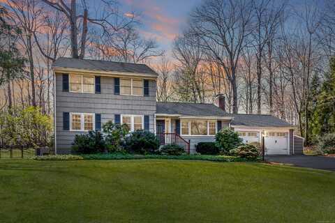 21 Chipmunk Lane, Norwalk, CT 06850