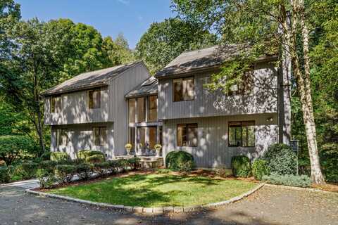 37 White Oak Lane, Weston, CT 06883