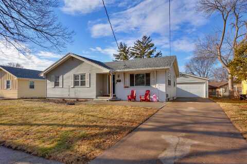 5012 Lyndale Drive, Des Moines, IA 50310