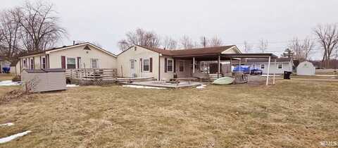 94 EMS B8 Lane, Pierceton, IN 46562