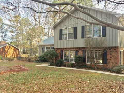 4477 Glenforest Drive NE, Roswell, GA 30075