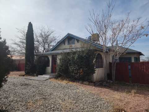 233 MAXINE Street NE, Albuquerque, NM 87123