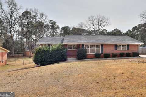 879 Old Tucker, Stone Mountain, GA 30087