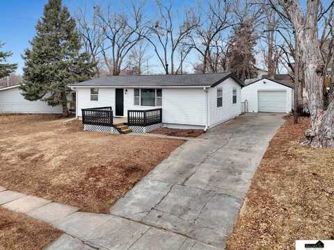 1911 N 63rd Street, Lincoln, NE 68505