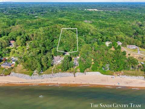 18200 N Shore Estates Road, Spring Lake, MI 49456