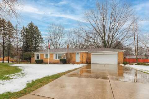 4013 Applewood Drive, Saint Joseph, MI 49085