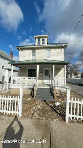 73 New Alexander Street, Beach Haven, PA 18702