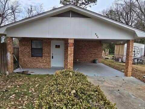 108 May Ave., Hattiesburg, MS 39401