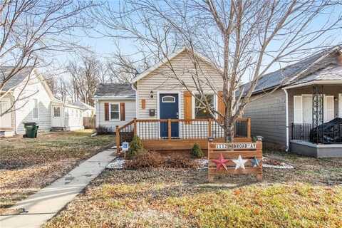 1112 N Broadway Street, Leavenworth, KS 66048