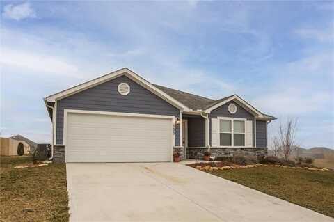 533 SE Laurel Drive, Blue Springs, MO 64014