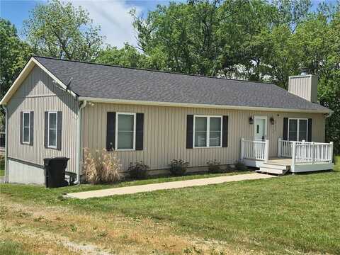 1366 Lake Viking Terrace, Gallatin, MO 64640