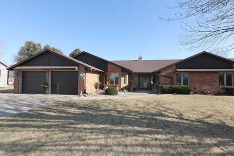 1712 14th Avenue W, Spencer, IA 51301