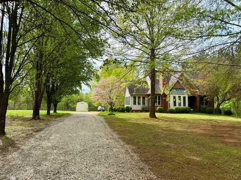 530 Patteson school Road, Appomattox, VA 24522