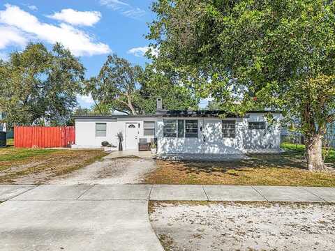 6109 Garfield St, Hollywood, FL 33024