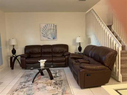 9429 W 32nd Ln, Hialeah, FL 33018