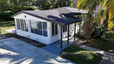 113 SE 8th Ave, Boynton Beach, FL 33435