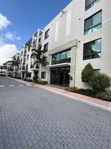 undefined, Doral, FL 33166