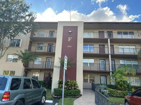 800 SW 131st Ave, Pembroke Pines, FL 33027