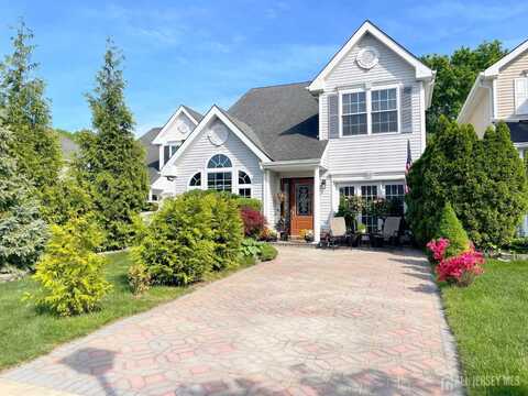 18 Tall Oaks Court, Old Bridge, NJ 08857