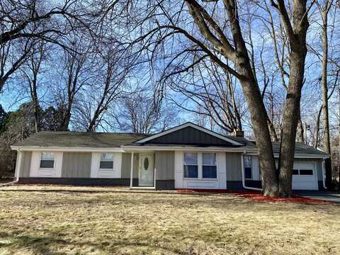 8341 N 67th St, Brown Deer, WI 53223