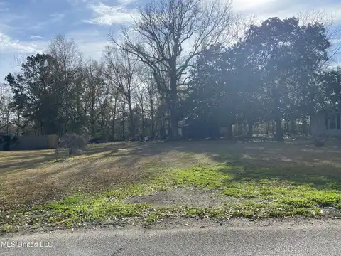 Wembley Avenue, Moss Point, MS 39563