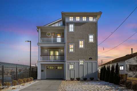 50 Inlet Drive, Point Pleasant Beach, NJ 08742