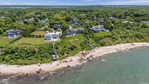 1250 Sound Drive, Greenport, NY 11944