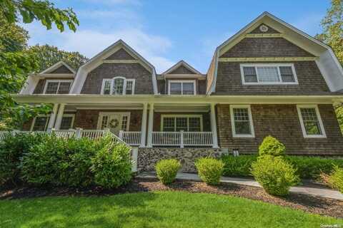 20 Carman Lane, Head Of The Harbor, NY 11780