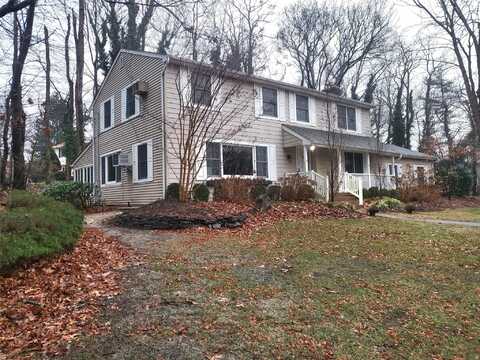 9 W Gaslight Way, Stony Brook, NY 11790