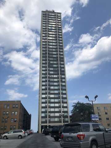 7447 S South Shore Drive, Chicago, IL 60649