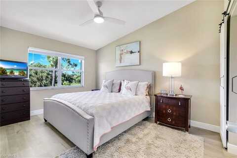 7360 Glenmoor, NAPLES, FL 34104