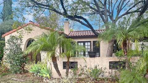 11015 Blix Street, West Toluca Lake, CA 91602