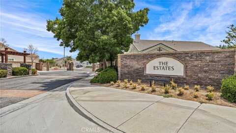 19818 Chicory Court, Apple Valley, CA 92308