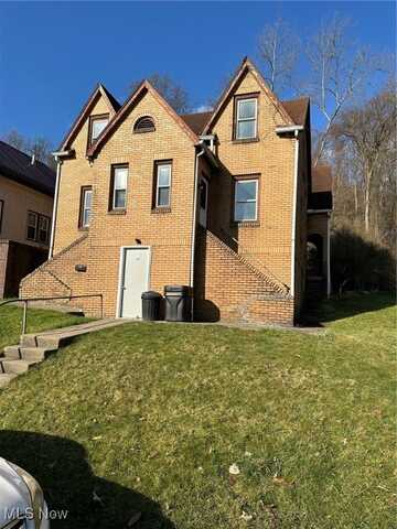 3111-3113 Elm Street, Weirton, WV 26062