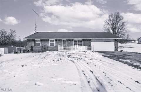 24886 Sherman Street, Homeworth, OH 44634