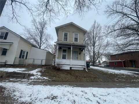 349 W North Street, Wooster, OH 44691