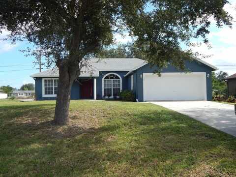 132 SW Elderberry Drive, Port Saint Lucie, FL 34953