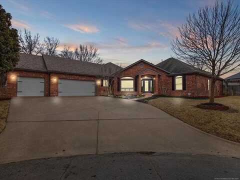 2813 Kingston Court, Bartlesville, OK 74006