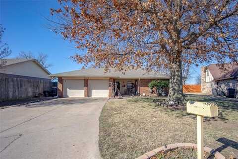 1209 Glenwood Drive, Moore, OK 73160