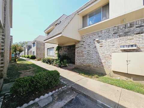 2244 Village North Drive, Richardson, TX 75081