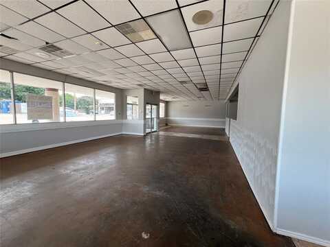 1223 E Belt line, DeSoto, TX 75115