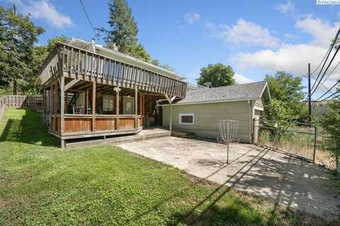 408 S Mill Street, Colfax, WA 99111