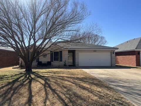 3905 Owen St, Plainview, TX 79072