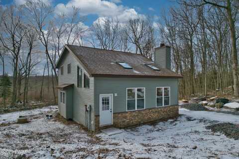 371 Underhill Drive, Tamiment, PA 18371