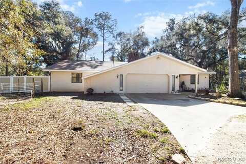 9480 W Caravan Path, Crystal River, FL 34428