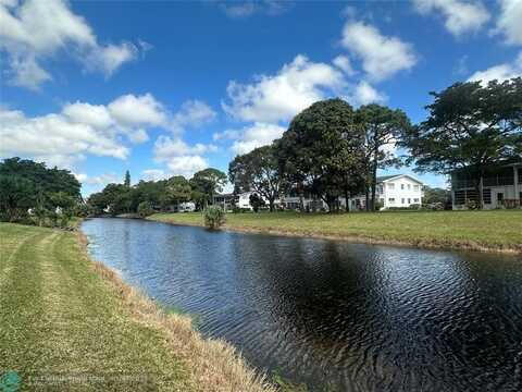 22 Markham A, Deerfield Beach, FL 33442