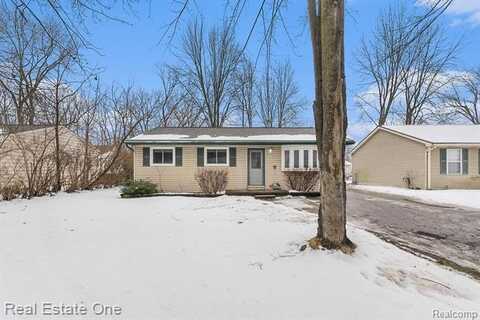 946 MILLER Road, Lake Orion, MI 48362