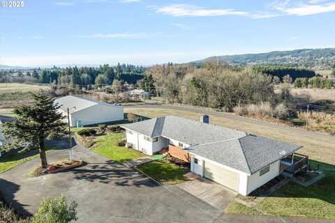 31339 NE CORRAL CREEK RD, Newberg, OR 97132